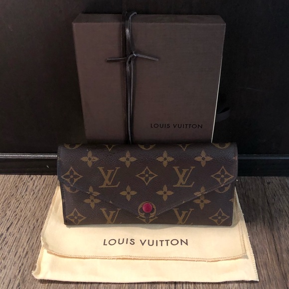 Louis Vuitton Handbags - Authentic Louis Vuitton Wallet